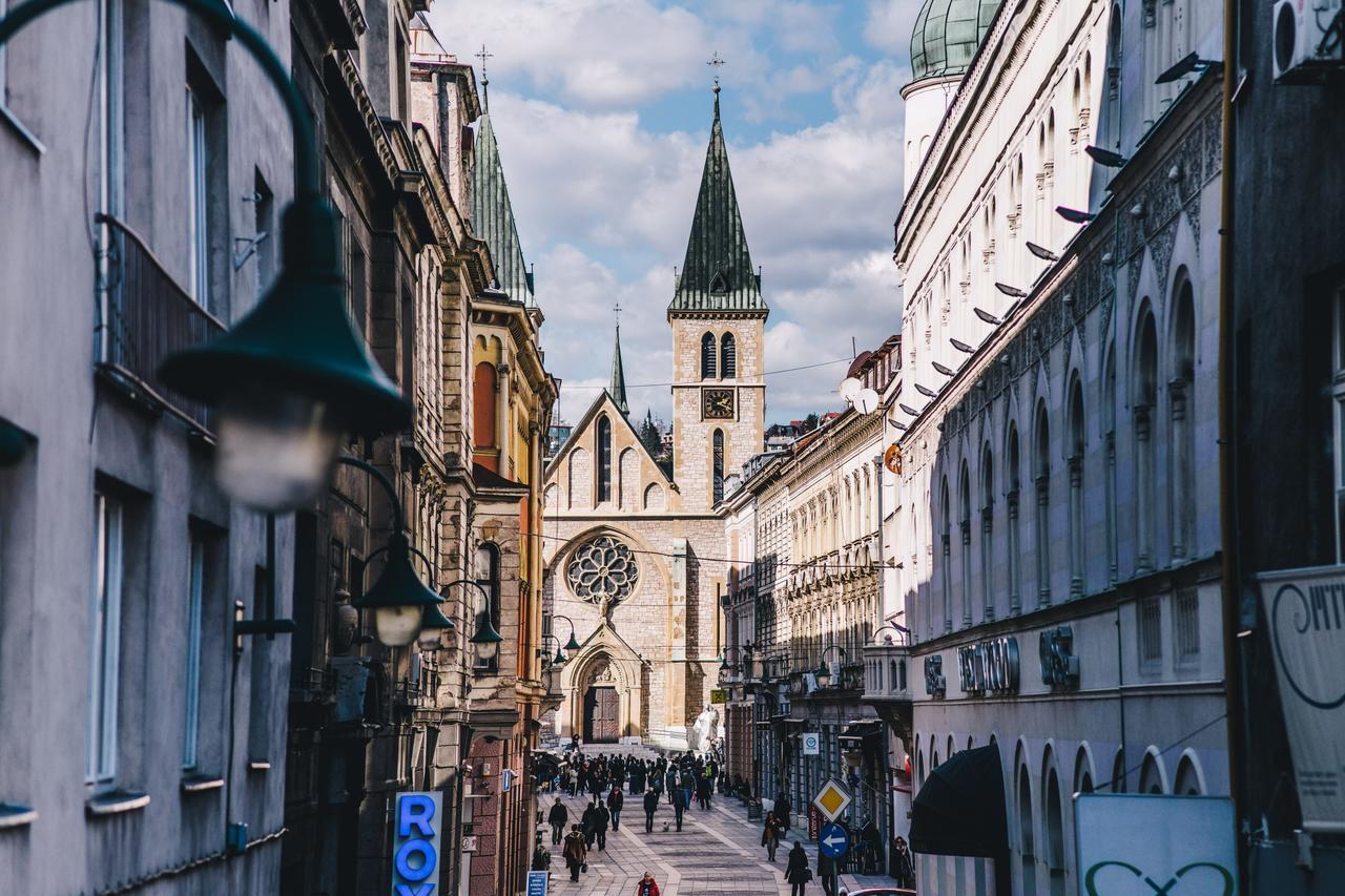 Modern 2BDR apartment-CATHEDRAL VIEW-BEST LOCATION Sarajevo Exterior foto